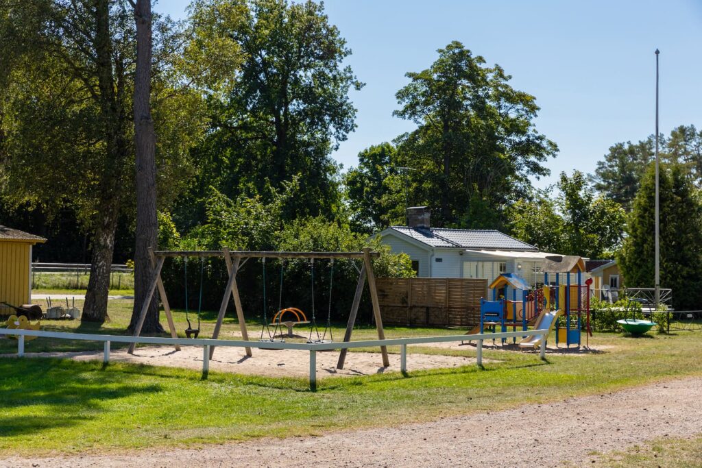 Camping mit Seeblick auf dem First Camp Vadstena - Vttern