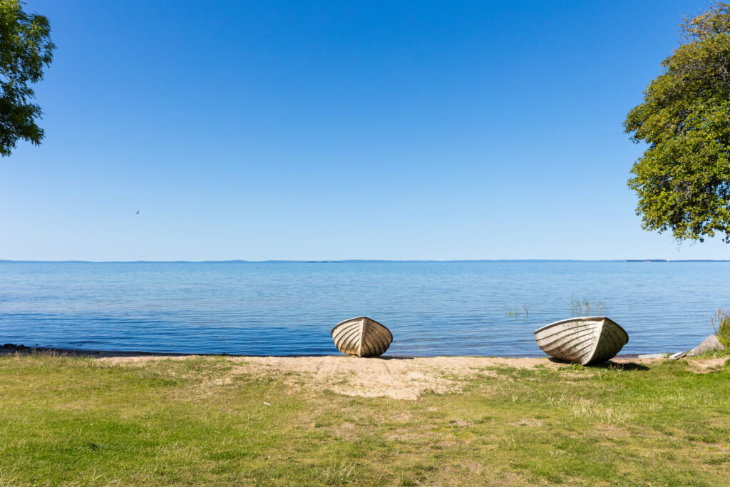 Camping med sjöutsikt över Vättern på First Camp Vadstena - Vättern