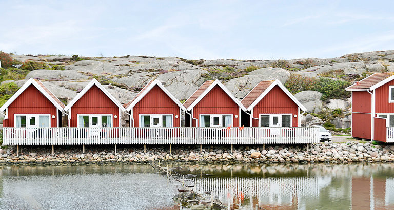 Familjestugor - First Camp
